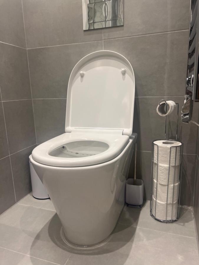 London Heathrow Airport Apartment Voyager House Terminal 12345 - Ev Electric And Parking Available Hillingdon Luaran gambar